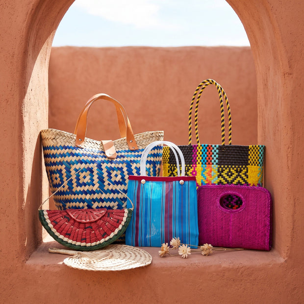 <h3>Bolsas y morrales</h3>