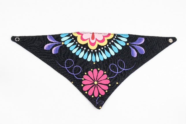 Bandana para mascota Chulada pintada a mano - Chica MODELO #030508