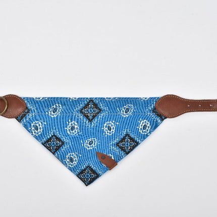 Bandana para mascota con cierre de piel Joker - Mediana Azul claro MODELO #031406