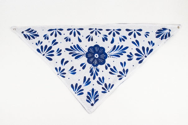 Bandana para mascota Chulada pintada a mano - XL MODELO #030509