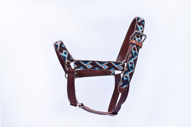 Cabezal para caballo bordado con chaquira (Frisón y Percherón) - azul claro, azul marino y café MODELO #030340-LBNB