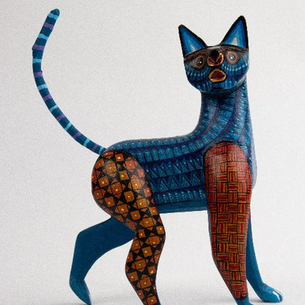 Alebrije de gato tallado en madera de pino MODELO #090313